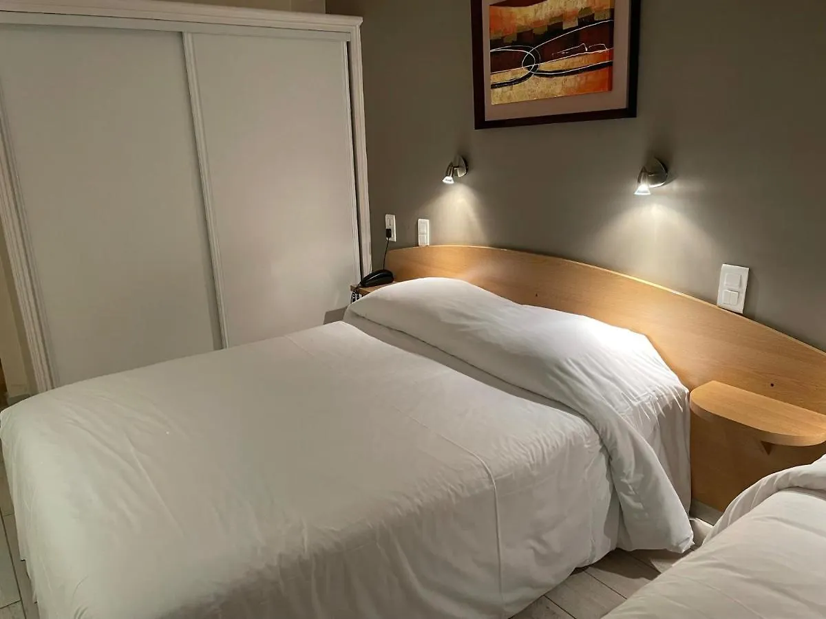 Au Tapis De Sable Hotel Saint-Cyr-sur-Mer