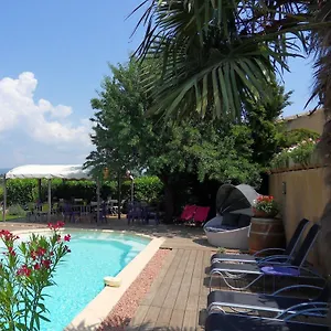 Bed & Breakfast Le Jardin D'ivana D'hotes Avec Piscine Chauffee