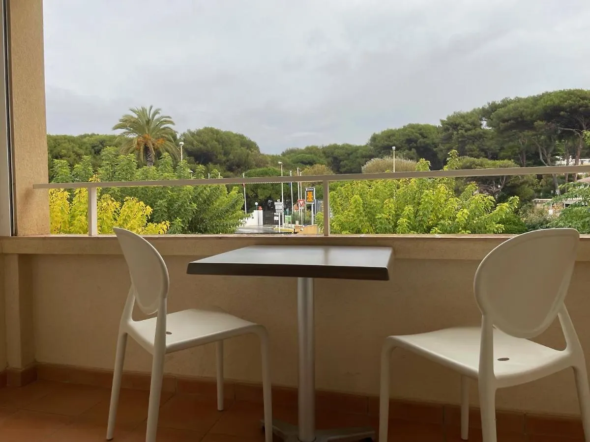 Au Tapis De Sable Hotel Saint-Cyr-sur-Mer 2*,  Franciaország